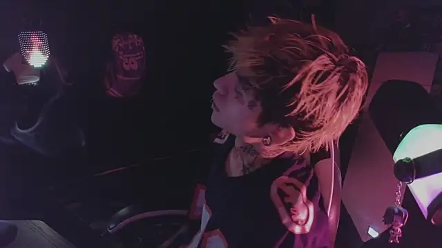 AcidMilo online show from 04/08/26, 11:21