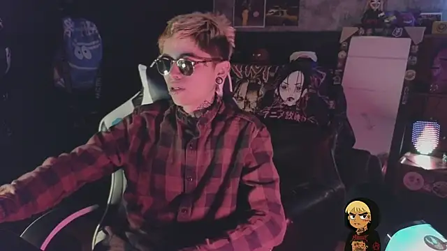 AcidMilo online show from 06/18/26, 08:57