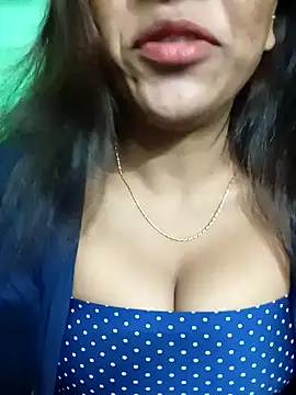 ANGEL QUEEN09 online show from 01/04/25, 07:13