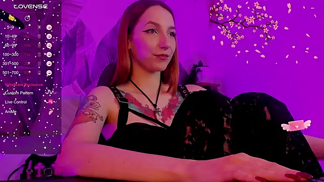 Snapshot of PrettyReckess chatting on 12/10/24, 02:39 PrettyReckess online show from 12/10/24, 02:39