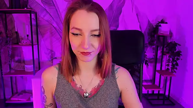 Snapshot of PrettyReckess chatting on 01/21/25, 08:19 PrettyReckess online show from 01/21/25, 08:19