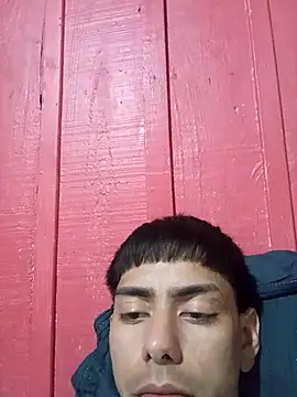 Snapshot of SEBASTHIAN chatting on 04/03/26, 01:14 SEBASTHIAN online show from 04/03/26, 01:14