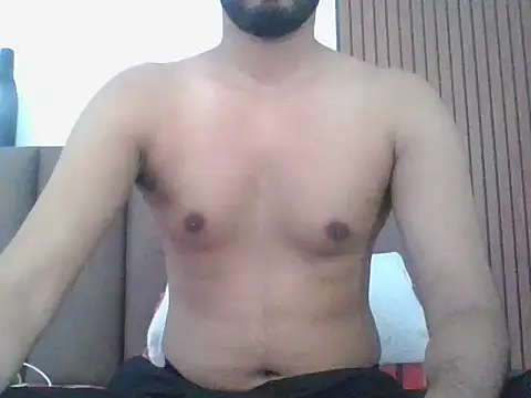 Snapshot of bigdickfuckuu chatting on 09/16/25, 08:59 bigdickfuckuu online show from 09/16/25, 08:59