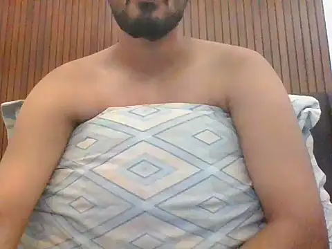 Snapshot of bigdickfuckuu chatting on 09/23/25, 08:28 bigdickfuckuu online show from 09/23/25, 08:28