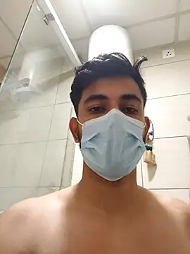 Snapshot of bigdickfuckuu chatting on 09/26/25, 02:37 bigdickfuckuu online show from 09/26/25, 02:37