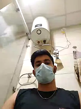 Snapshot of bigdickfuckuu chatting on 10/13/25, 07:03 bigdickfuckuu online show from 10/13/25, 07:03