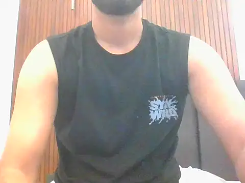 Snapshot of bigdickfuckuu chatting on 11/14/25, 08:57 bigdickfuckuu online show from 11/14/25, 08:57