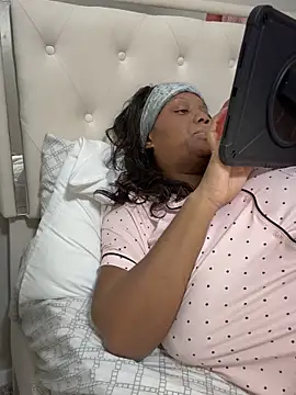 1Topgyal online show from 02/16/26, 11:06