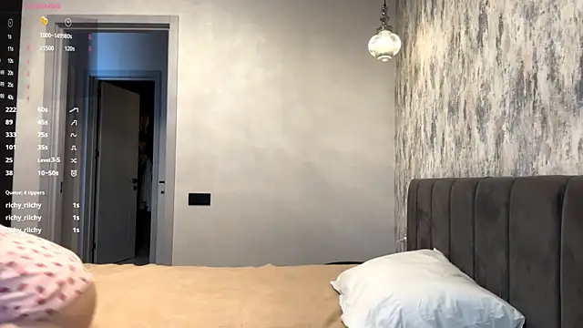 StasyGriffin online show from 04/12/26, 05:01