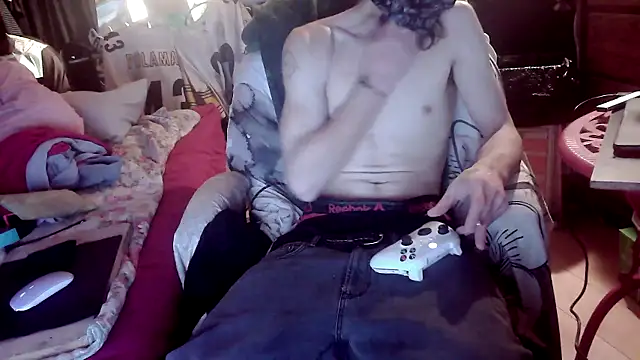 xxxTony999 online show from 01/02/25, 11:27