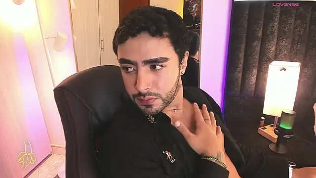 ItsMeEros online show from 02/21/26, 07:37