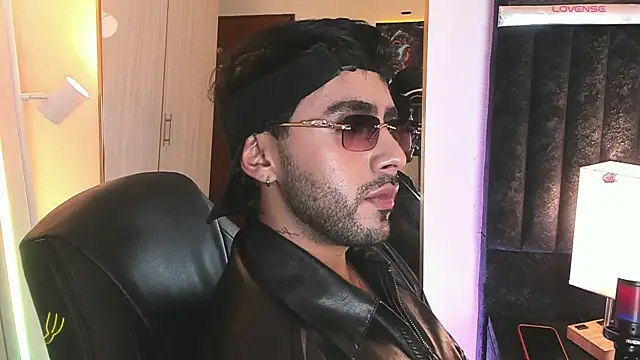 ItsMeEros online show from 05/08/26, 11:32