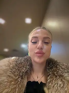 pinkstar  online show from 01/26/25, 07:42