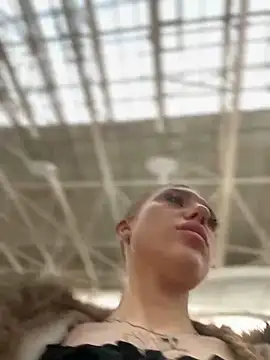 pinkstar  online show from 02/06/25, 09:43