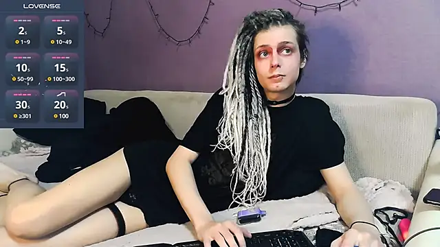 Snapshot of Littlepinkcat chatting on 03/12/25, 04:46 Littlepinkcat online show from 03/12/25, 04:46