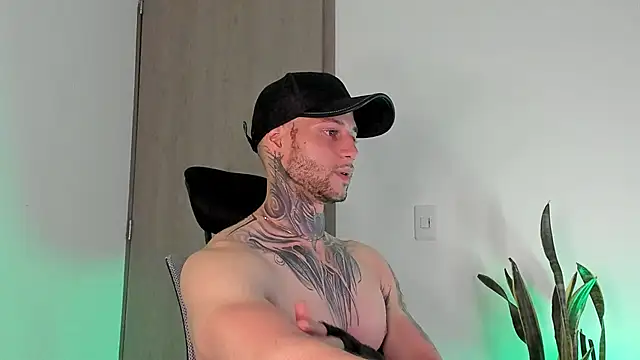  jamesleandros1 online show from 03/01/26, 03:52