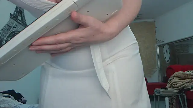 Snapshot of AnnaBellaLuckyXOXO chatting on 11/26/25, 11:22 AnnaBellaLuckyXOXO online show from 11/26/25, 11:22