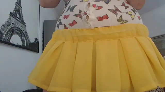 AnnaBellaLuckyXOXO online show from 03/25/26, 12:22