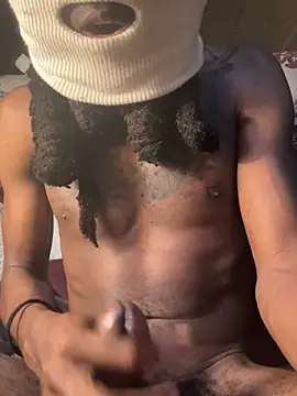 Snapshot of BigSkii chatting on 12/10/24, 05:55 BigSkii online show from 12/10/24, 05:55