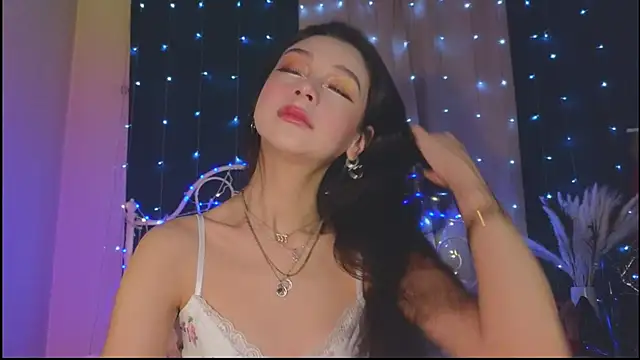 Funny Bunny online show from 03/18/25, 11:42