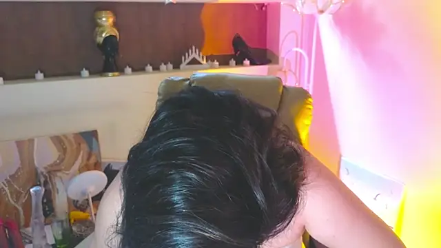 Malika uAngel online show from 04/11/26, 08:02