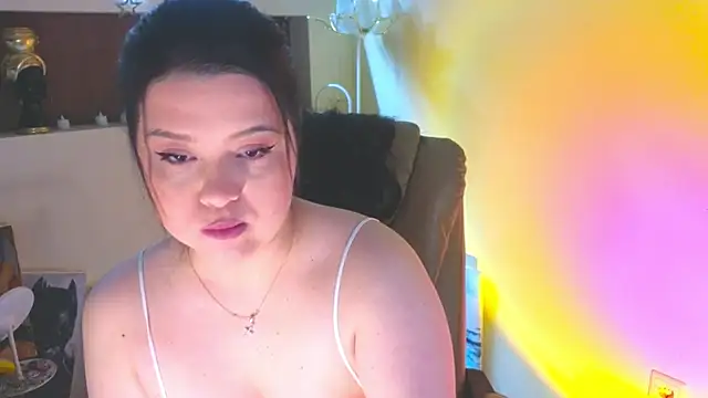 Snapshot of Malika_uAngel chatting on 04/20/26, 01:41 Malika uAngel online show from 04/20/26, 01:41