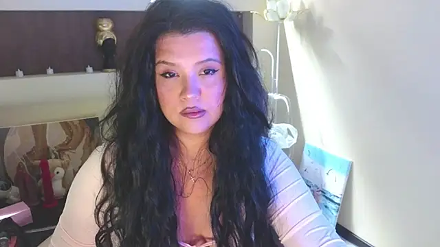Snapshot of Malika_uAngel chatting on 06/10/26, 10:52 Malika uAngel online show from 06/10/26, 10:52