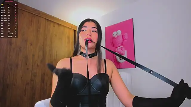 Snapshot of Kim_crosspp chatting on 12/15/24, 12:18 Kim crosspp online show from 12/15/24, 12:18