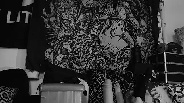 Silentmary online show from 04/03/26, 02:37