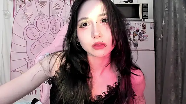 Holy420lolii online show from 02/13/26, 07:21