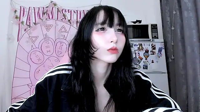 Snapshot of Holy420lolii chatting on 05/24/26, 02:44 Holy420lolii online show from 05/24/26, 02:44