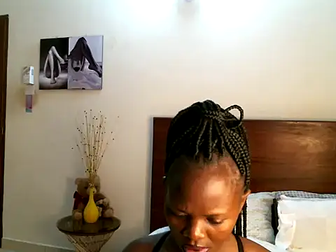 Snapshot of pay_tience chatting on 05/14/26, 03:35 pay tience online show from 05/14/26, 03:35