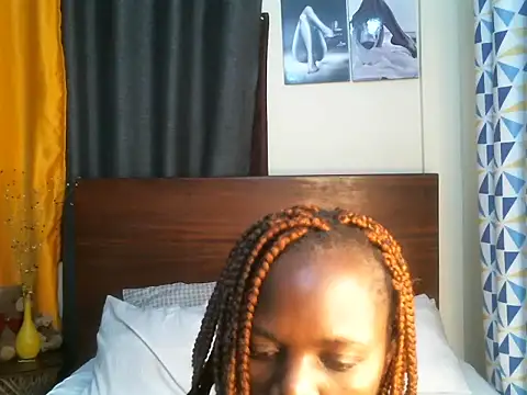 Snapshot of pay_tience chatting on 06/23/26, 02:42 pay tience online show from 06/23/26, 02:42