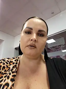 GeorgiaLerox online show from 11/24/25, 01:33