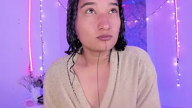 Eva Lee  online show from 06/03/26, 10:29