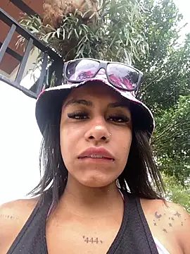 Snapshot of ATENEA_SEXXXY chatting on 11/29/25, 03:59 ATENEA SEXXXY online show from 11/29/25, 03:59