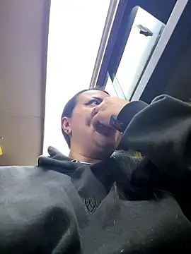 Abril Luv online show from 01/09/26, 12:35