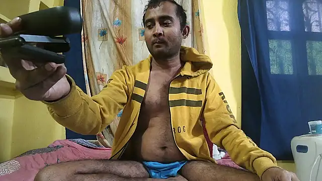 Snapshot of Cute_boy2000 chatting on 01/10/25, 07:25 Cute boy2000 online show from 01/10/25, 07:25