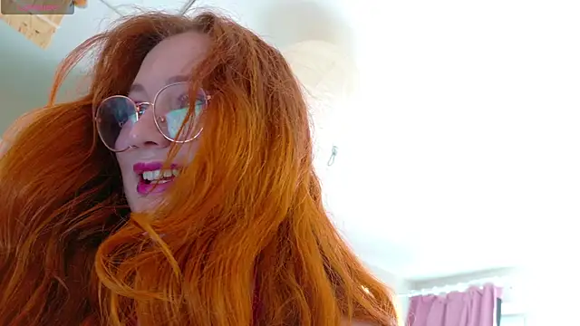 Snapshot of FluffyRainbowKity chatting on 06/11/26, 08:34 FluffyRainbowKity online show from 06/11/26, 08:34