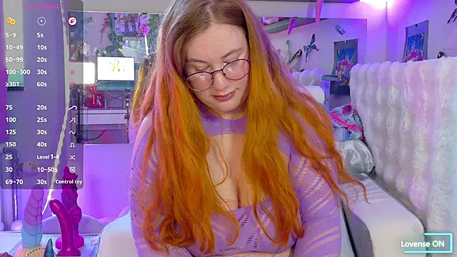 Snapshot of FluffyRainbowKity chatting on 07/09/26, 12:42 FluffyRainbowKity online show from 07/09/26, 12:42