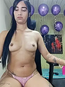 Snapshot of _nathaly_sweet chatting on 02/20/25, 11:43 nathaly sweet online show from 02/20/25, 11:43