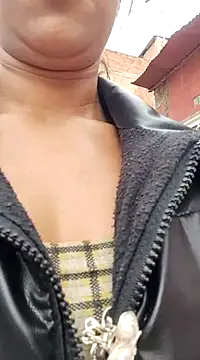 Snapshot of _nathaly_sweet chatting on 03/12/25, 09:03 nathaly sweet online show from 03/12/25, 09:03