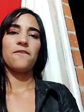 Snapshot of _nathaly_sweet chatting on 03/17/25, 05:45 nathaly sweet online show from 03/17/25, 05:45