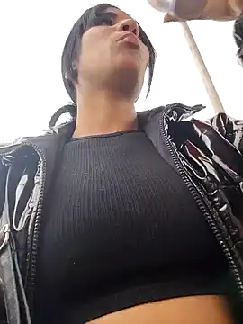 Snapshot of _nathaly_sweet chatting on 10/03/25, 01:41 nathaly sweet online show from 10/03/25, 01:41