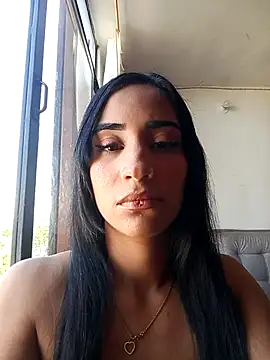 Snapshot of _nathaly_sweet chatting on 11/04/25, 02:05 nathaly sweet online show from 11/04/25, 02:05