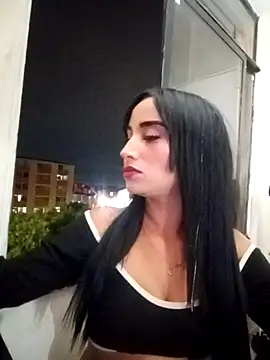 Snapshot of _nathaly_sweet chatting on 11/13/25, 02:21 nathaly sweet online show from 11/13/25, 02:21