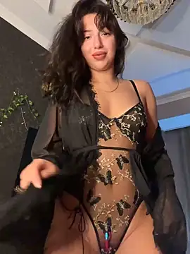 Snapshot of Tasty_Nora chatting on 09/14/25, 08:13 Tasty Nora online show from 09/14/25, 08:13