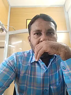 adicma123 online show from 11/04/25, 03:49