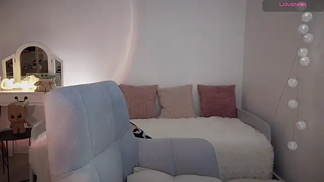 ImKeira online show from 10/04/25, 07:34