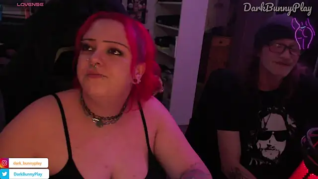 Snapshot of DarkBunnyPlay chatting on 02/07/25, 08:20 DarkBunnyPlay online show from 02/07/25, 08:20